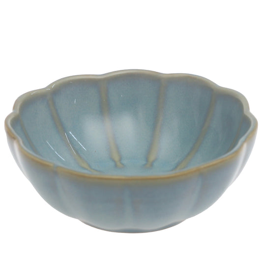 Light Blue Ceramic Flower-Shaped Sauce Dish 4.5 Inch – Elegant Dip & Condiment Bowl