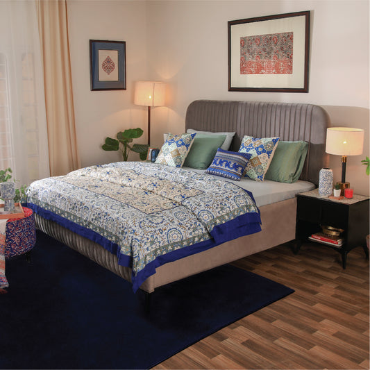 Monarach Bedroom Set – Bed & Dresser