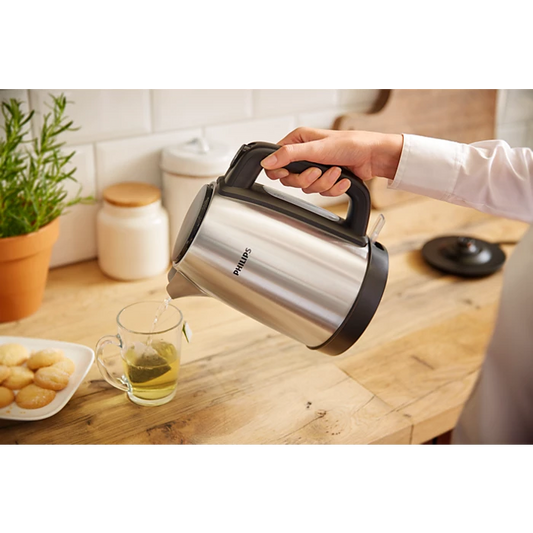 Philips Daily Collection Metal Kettle-Spring Lid, Light indicator HD9350/92