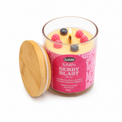 Berry Blast Scented Candle – Fruity Aromatherapy Candle with Wooden Lid - Habitt