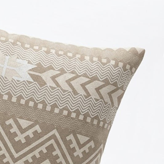 Cushion Sandshell 18x18 Inch – Tribal Whites