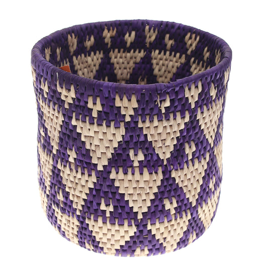Handwoven Basket with Triangle Design – 10x10 cm (UC-B-06)