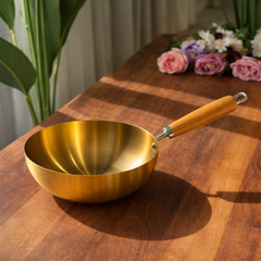 Golden Wok Pan with Wood Handle – Style | 18 cm / 20 cm
