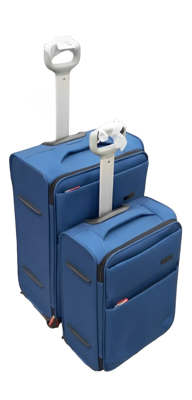 IT LUGGAGE PROMO 2PC                         BUY ONE GET ONE