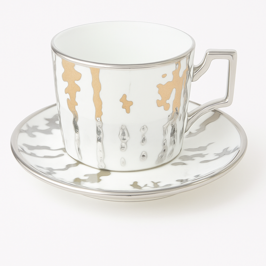 6 Pcs Cup & Saucer Set – White & Gold (Drip Pattern)