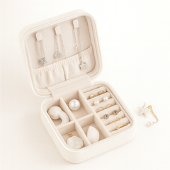 1Pc Elegant Travel Jewelry Box Organizer White – Compact PU Leather Storage Case for Earrings, Rings & Necklaces