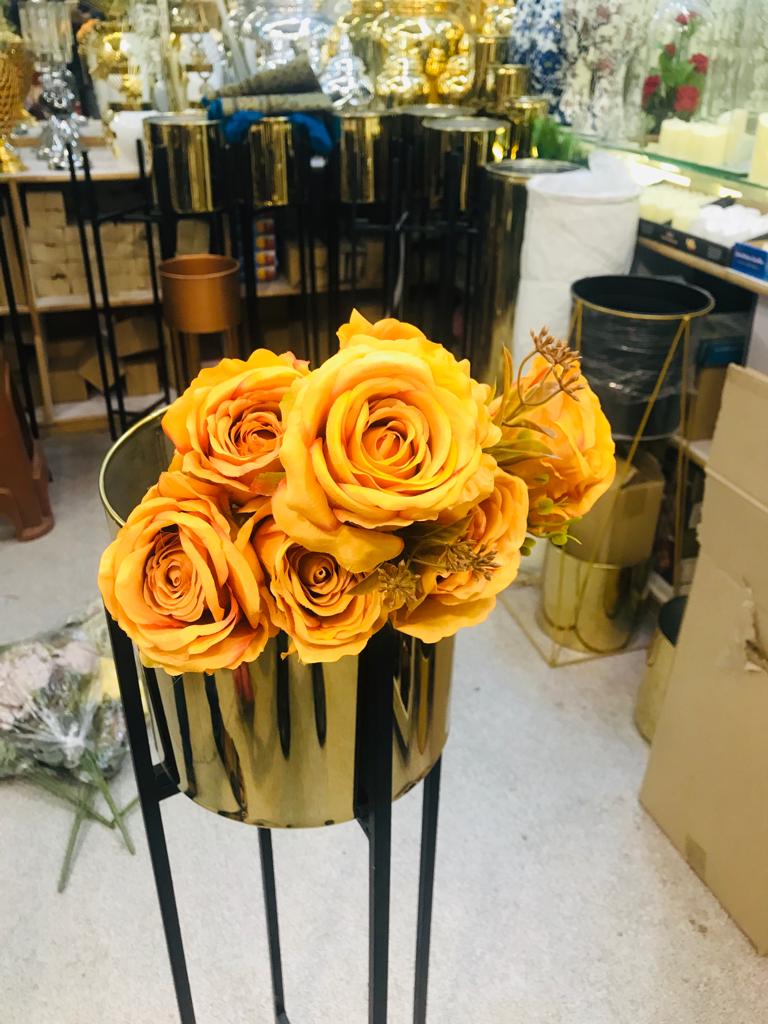 yellow rose bunches 