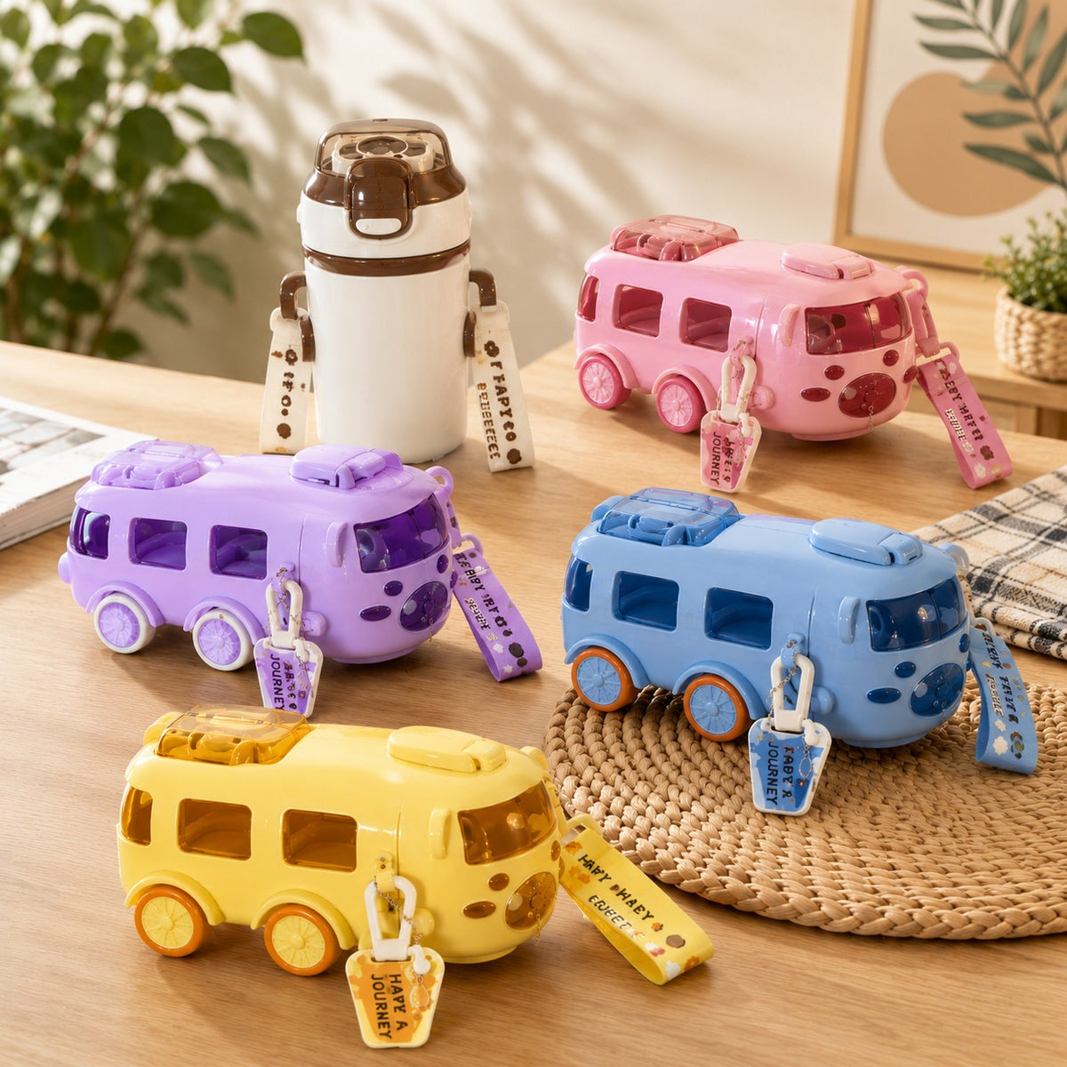 PLASTIC BUS SIPPER BOTTLE