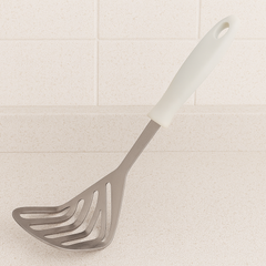 Prestige Stainless Steel Masher – Durable Kitchen Tool