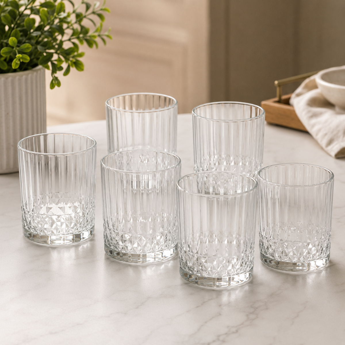 Premium Crystal Pattern Tumbler Glass 350 ml – Elegant Everyday Glass for Water, Juice & Soft Drinks