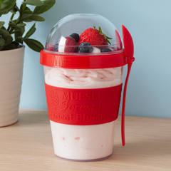 Portable Cereal & Yogurt Tumbler – Travel-Friendly Breakfast Cup with Dome Lid & Spoon (Green, Red, Yellow, White)
