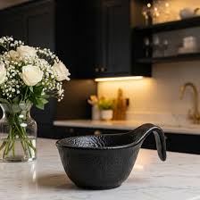 Small Bowl with Handle – Black