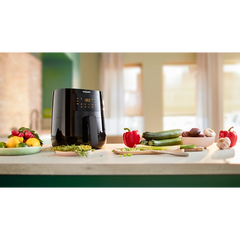 Philips 3000 Series Airfryer L with Rapid Air Technology – Digital Oil-Free Fryer (HD9252/91)